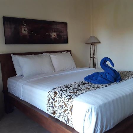 Adi House Homestay Убуд Экстерьер фото