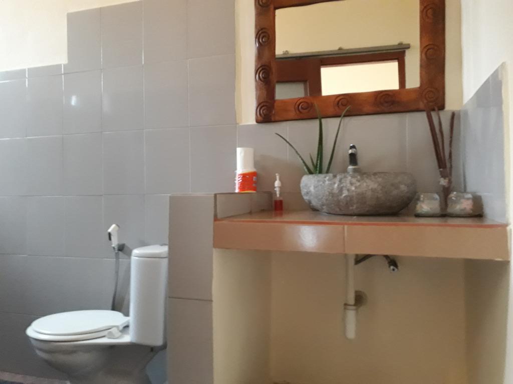 Adi House Homestay Убуд Экстерьер фото