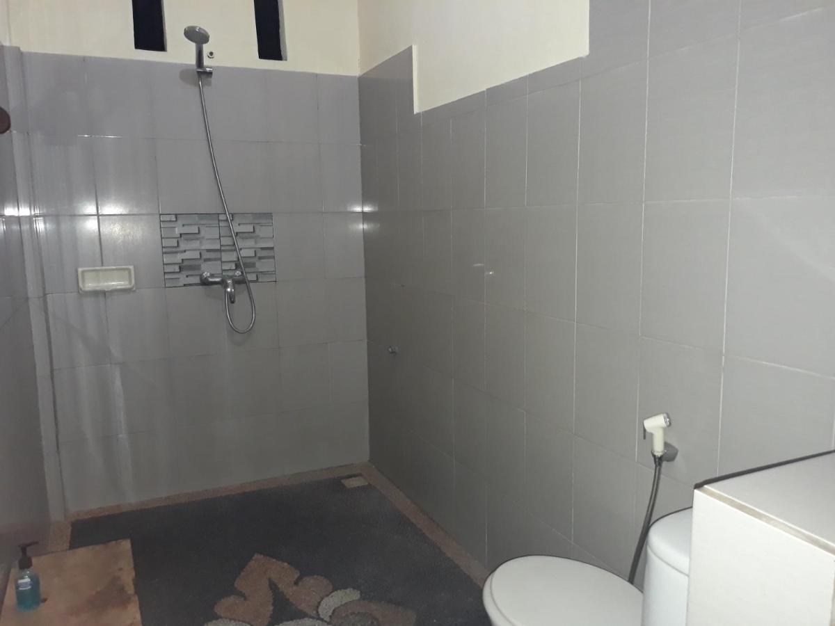 Adi House Homestay Убуд Экстерьер фото