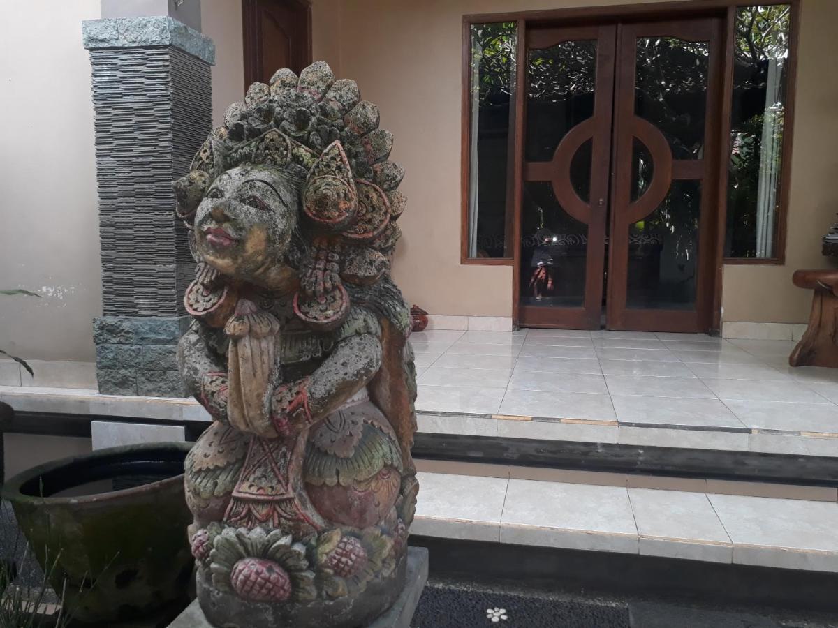 Adi House Homestay Убуд Экстерьер фото