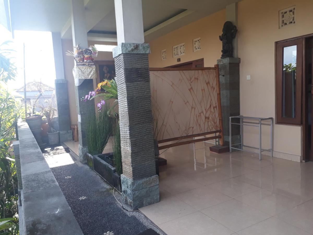 Adi House Homestay Убуд Номер фото