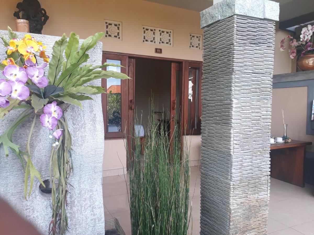 Adi House Homestay Убуд Экстерьер фото